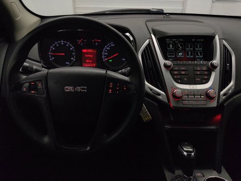 Used 2017 GMC Terrain SLE FWD image 22