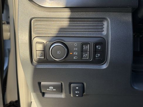 New 2026 Ford F350 Lariat w/ Black Appearance Package image 44