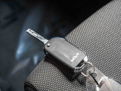 Used 2023 Kia Forte LXS w/ LXS Technology Package FWD image 28