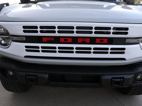 New 2026 Ford Bronco Heritage Edition AWD/4WD image 9