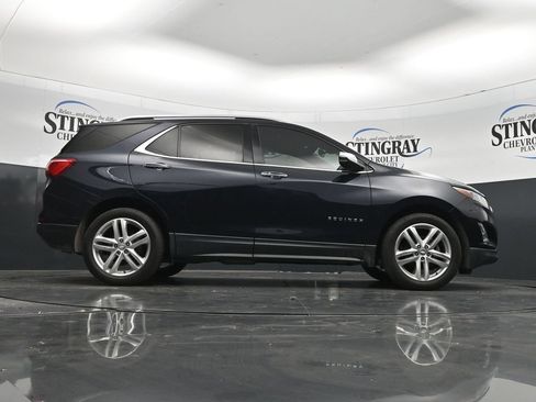 Used 2021 Chevrolet Equinox Premier FWD image 33