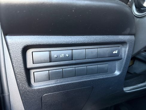 Used 2024 Mitsubishi Outlander SE FWD image 18