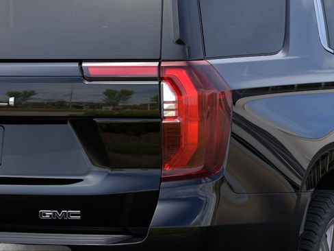 New 2026 GMC Yukon Denali Ultimate AWD/4WD image 11