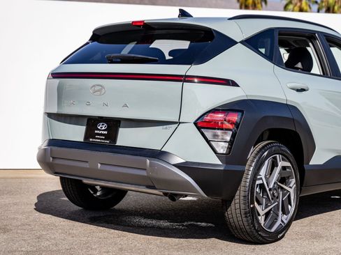 New 2026 Hyundai Kona SEL Premium FWD image 13