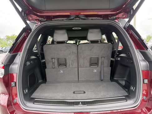 New 2026 Jeep Grand Cherokee L Limited RWD image 33