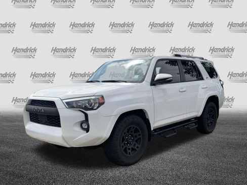 Used 2023 Toyota 4Runner SR5 Premium w/ Moonroof Package RWD image 5