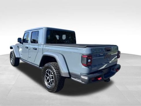 Used 2026 Jeep Gladiator Rubicon AWD/4WD image 5