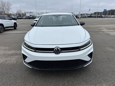 Used 2025 Volkswagen Jetta Sport FWD image 10