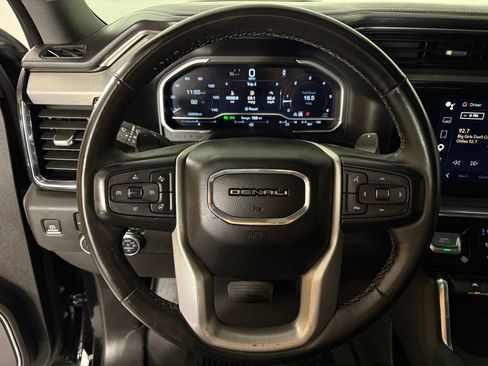Used 2023 GMC Sierra 1500 Denali AWD/4WD image 19