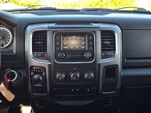 Used 2024 RAM 1500 Warlock RWD image 24