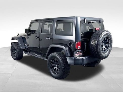Used 2017 Jeep Wrangler Unlimited Rubicon AWD/4WD image 10