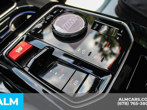 Used 2026 BMW M5 Touring AWD/4WD image 39