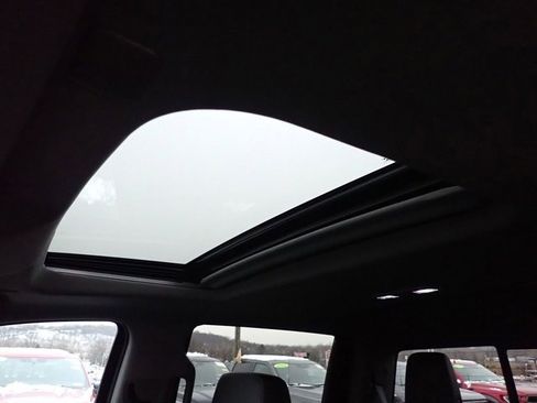 Used 2021 Chevrolet Silverado 1500 LT Trail Boss w/ Convenience Package II image 24