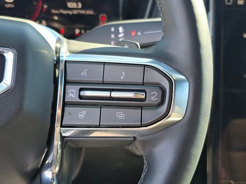 Used 2025 GMC Terrain Elevation image 14