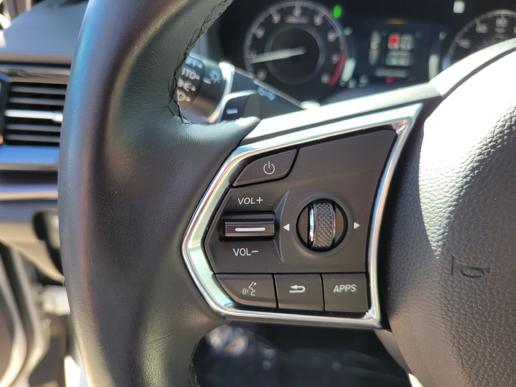 Used 2025 Acura RDX SH-AWD image 25