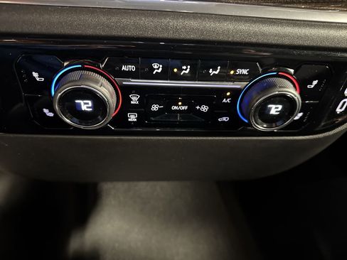 Used 2024 Chevrolet Silverado 1500 LT w/ Protection Package image 27