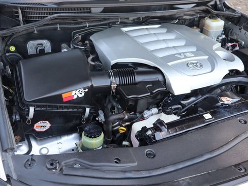 Used 2008 Toyota Land Cruiser AWD/4WD image 48