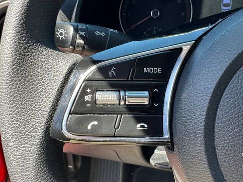 Used 2019 Kia Forte LXS FWD image 12