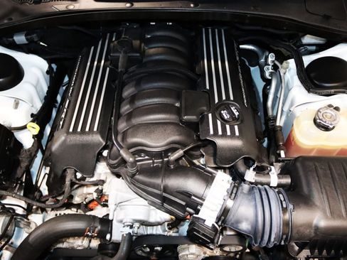 Used 2022 Dodge Charger Scat Pack RWD image 10