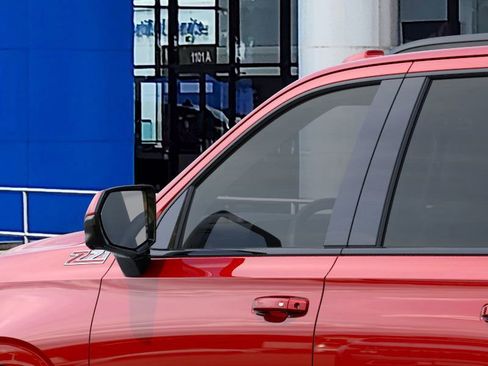 New 2026 Chevrolet Suburban Z71 image 12