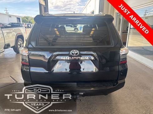 Used 2016 Toyota 4Runner SR5 Premium AWD/4WD image 7