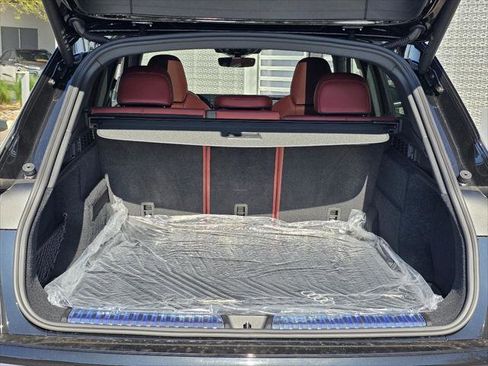 New 2025 Audi SQ5 Premium Plus image 7