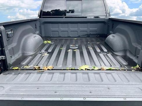 Used 2024 RAM 3500 Limited AWD/4WD image 7