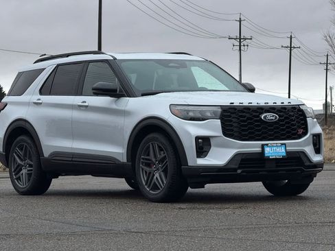 New 2026 Ford Explorer ST w/ Sun And Sound Package image 16