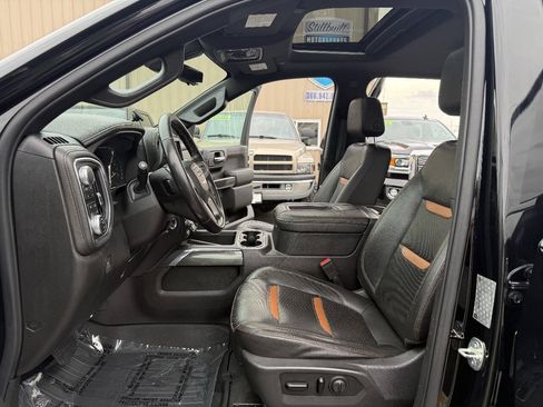 Used 2019 GMC Sierra 1500 AT4 w/ AT4 Premium Package AWD/4WD image 9