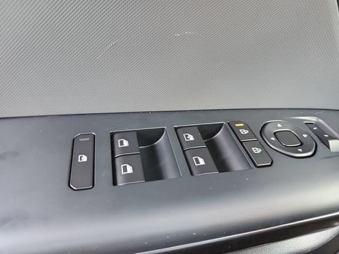 New 2026 Kia K4 FWD image 23