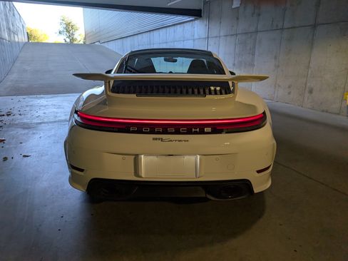 Used 2025 Porsche 911 Carrera image 8