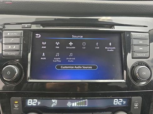 Used 2019 Nissan Rogue SV image 30