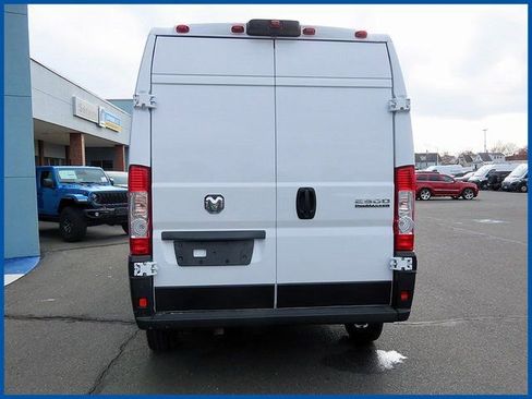New 2026 RAM ProMaster 2500 w/ Convenience Group image 5