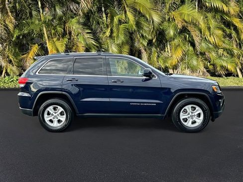 Used 2016 Jeep Grand Cherokee Laredo w/ Quick Order Package 23E image 4