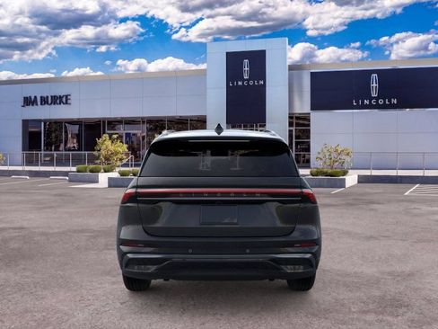 New 2026 Lincoln Nautilus Reserve w/ Jet Appearance Package AWD/4WD image 5