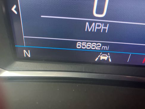 Used 2020 GMC Terrain SLE image 18