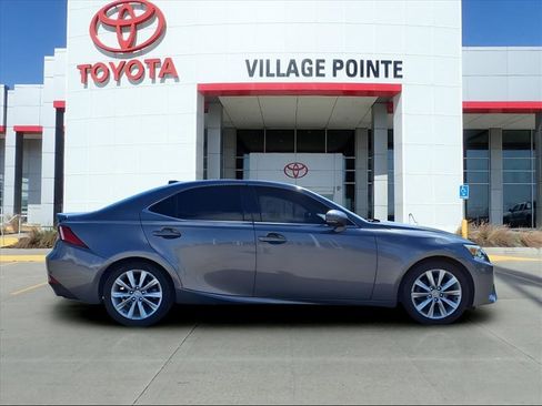 Used 2015 Lexus IS 250 image 6