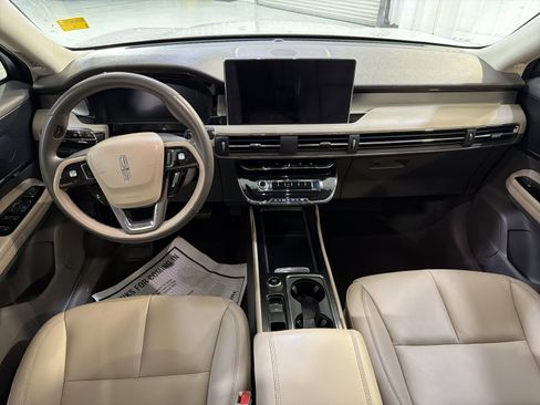 Used 2023 Lincoln Corsair FWD image 23