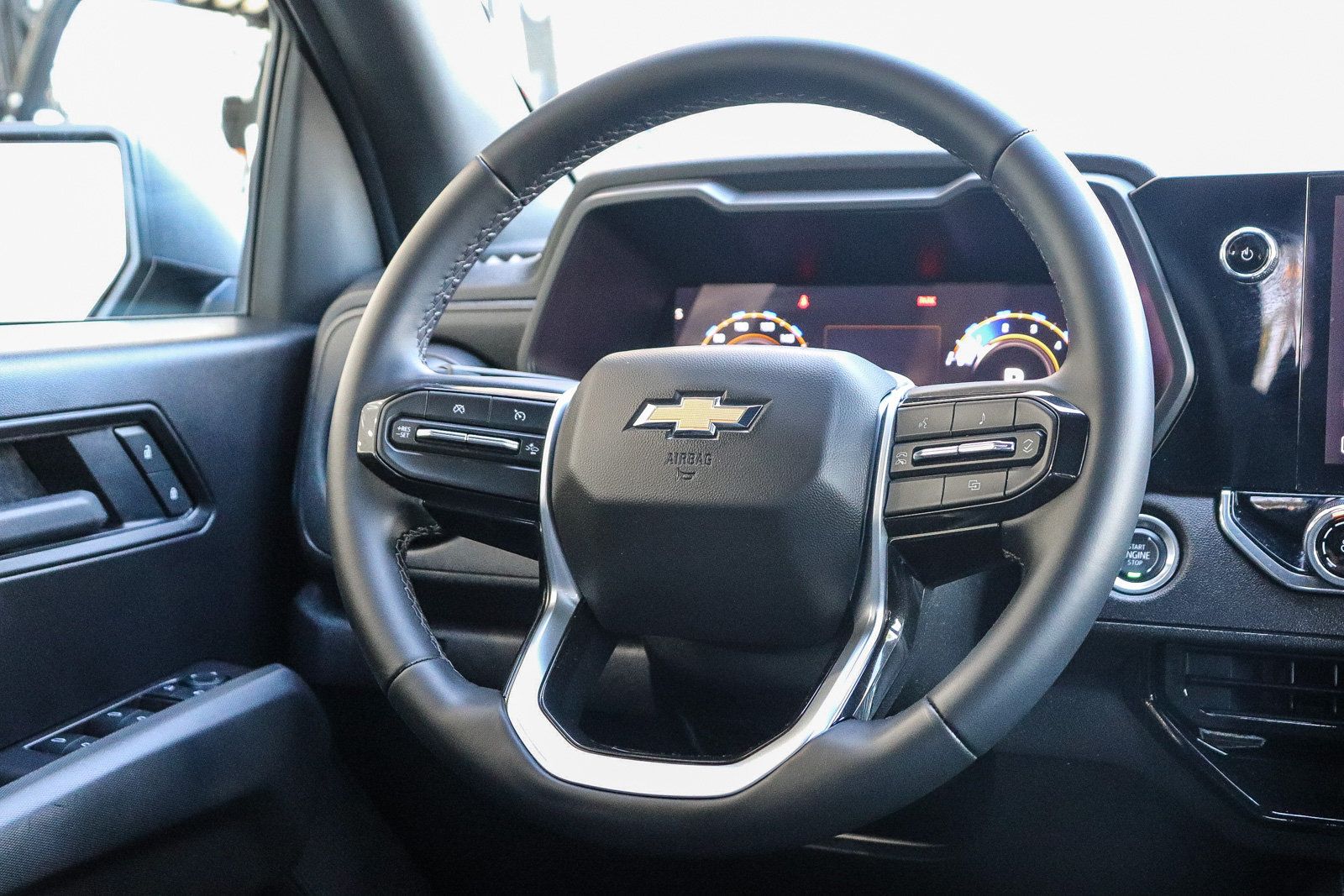 Used 2026 Chevrolet Colorado W/T w/ WT Custom Package RWD image 18