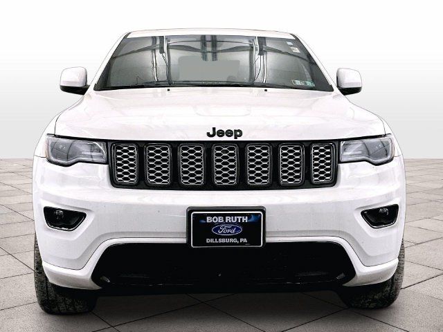 Used 2022 Jeep Grand Cherokee Laredo X AWD/4WD image 3
