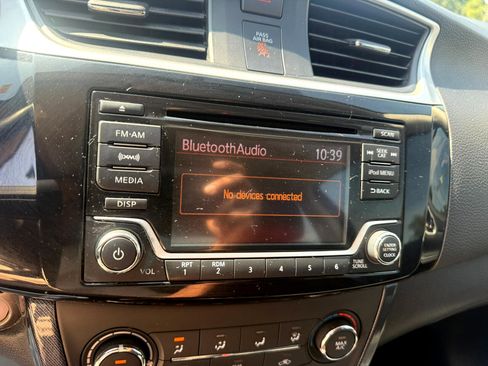 Used 2017 Nissan Sentra SR w/ Protection Package image 13