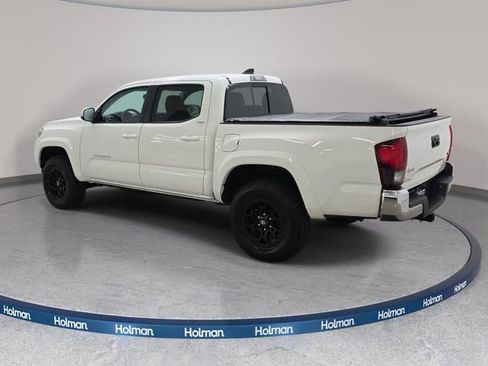 Certified 2022 Toyota Tacoma SR5 image 7