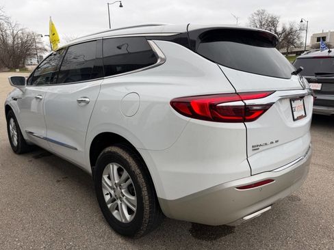 Used 2020 Buick Enclave Essence AWD/4WD image 14