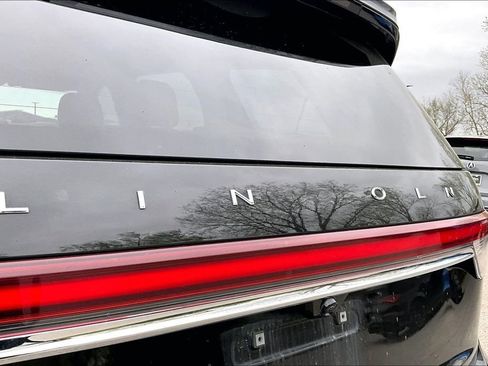 Used 2020 Lincoln Aviator Reserve image 43