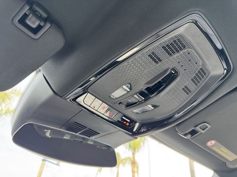 Used 2024 Cadillac Lyriq Luxury image 30