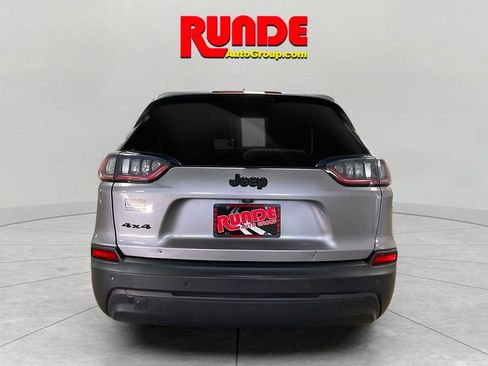 Used 2020 Jeep Cherokee Latitude Plus image 4