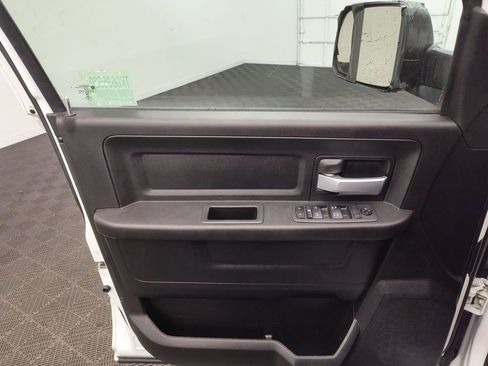 Used 2019 RAM 2500 Tradesman image 17