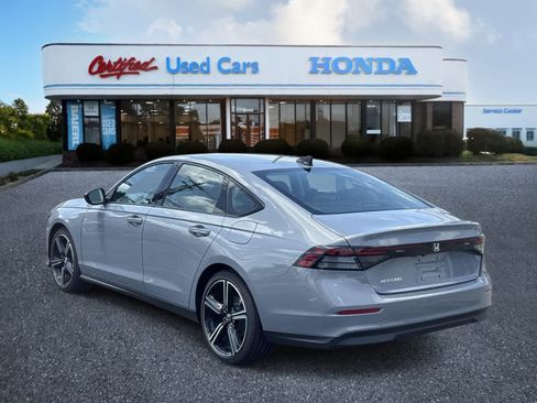 Used 2026 Honda Accord SE image 3