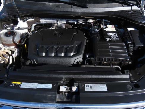 Used 2019 Volkswagen Tiguan SEL Premium image 15