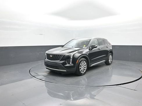 Used 2020 Cadillac XT4 Premium Luxury w/ Driver Awareness Package AWD/4WD image 4